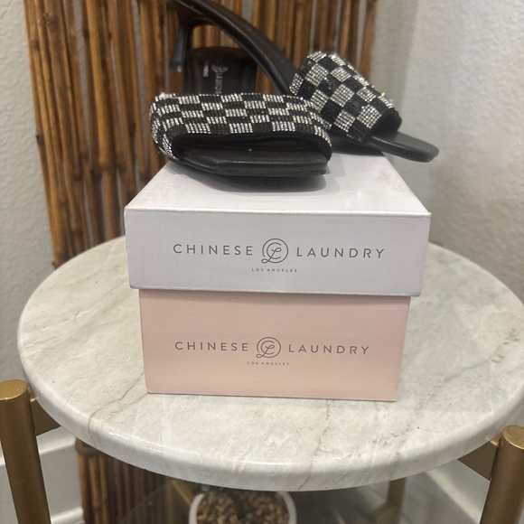 Shoe - Picture 2 of 2